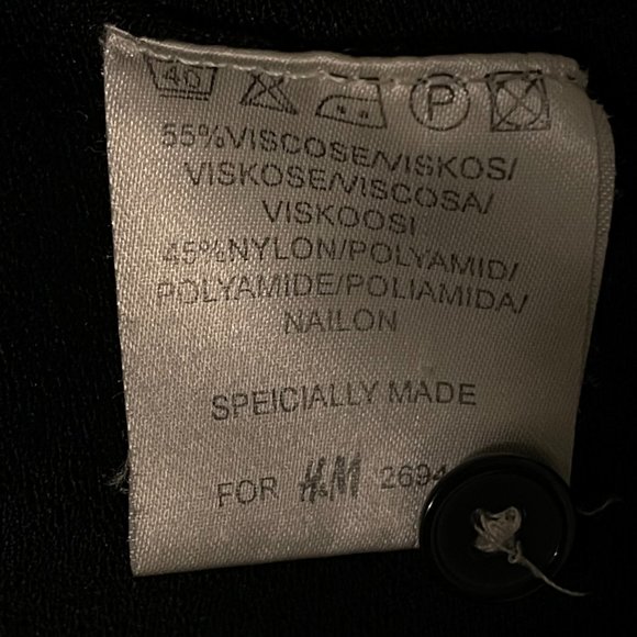 h@m  Black sweater -3/4 sleeve, size large - Picture 5 of 5